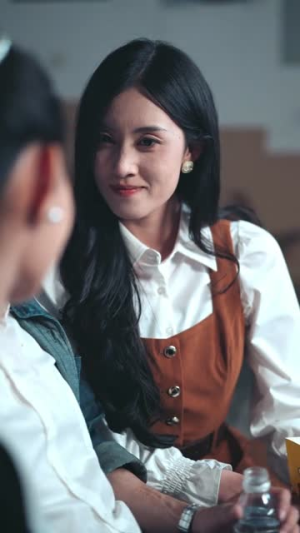 重生1998：被美女老板倒追开始逆袭（81集）重生短剧