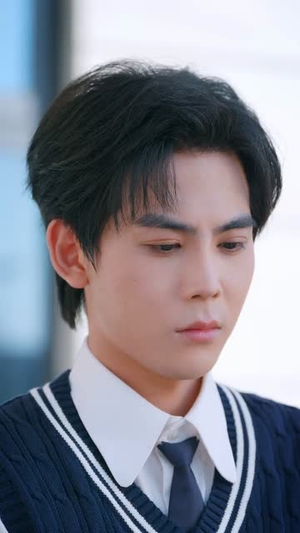 离校后，全校盼我归来（80集）逆袭短剧