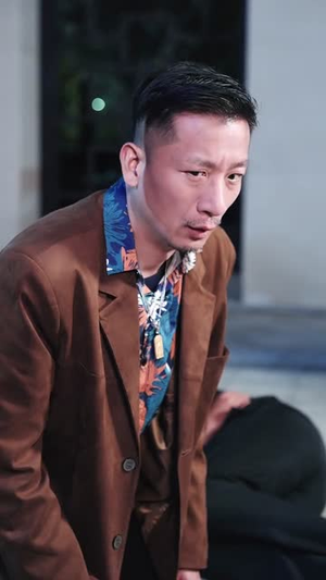 穿成反派富二代，开局绑架女主（80集）穿越短剧