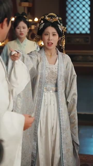 穿成恶毒亲妈后我意外成皇家团宠（80集）穿越短剧