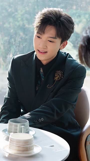 拒绝高冷女神后70集全集在线,系统让他识破被骗反成甜宠 拒绝高冷女神后,绑定被骗成真系统(70集)逆袭短剧