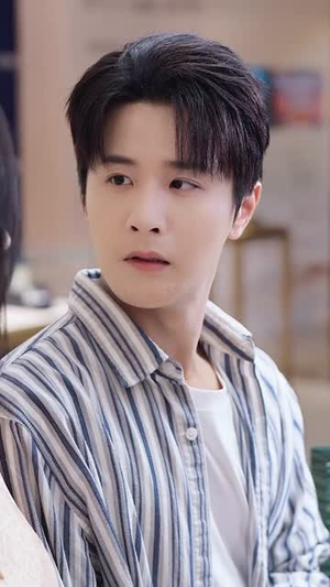 拒绝高冷女神后70集全集在线,系统让他识破被骗反成甜宠 拒绝高冷女神后,绑定被骗成真系统(70集)逆袭短剧