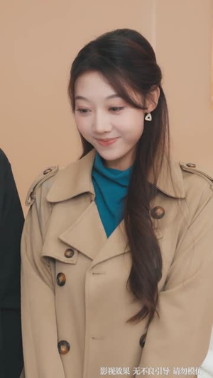 物价贬值，月薪三千的我回家过年（80集）神豪短剧