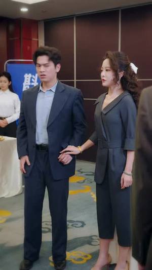 闪婚八零免费看,摆摊逆袭短剧全集60集 闪婚八零,我的会长夫人靠摆摊起家(60集)逆袭短剧